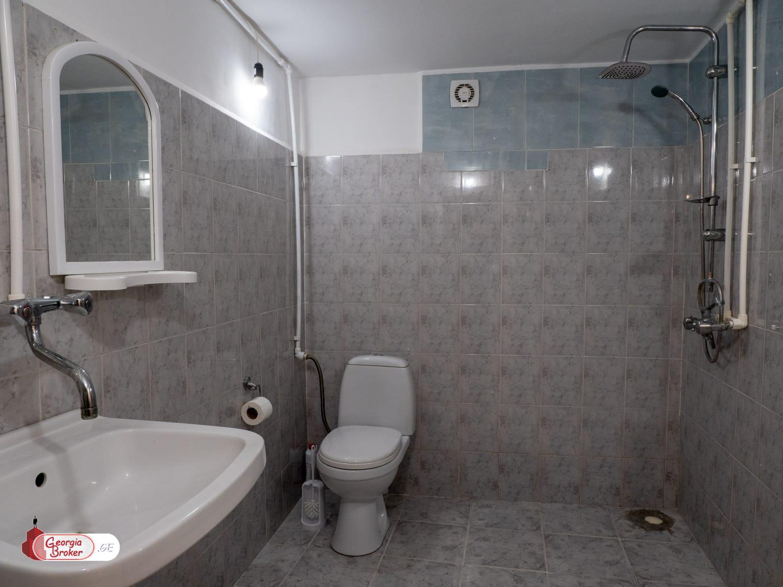 nearly repaired 6-room house for sale
